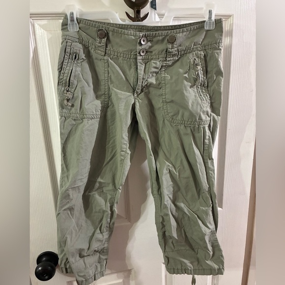American Eagle Women’s Capris - Picture 1 of 6